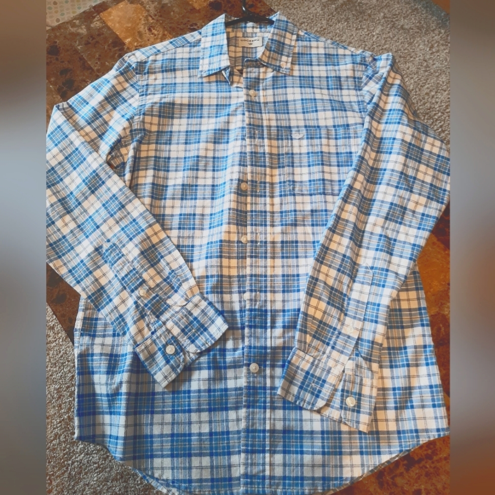 Men's LS Dockers dress shirt.